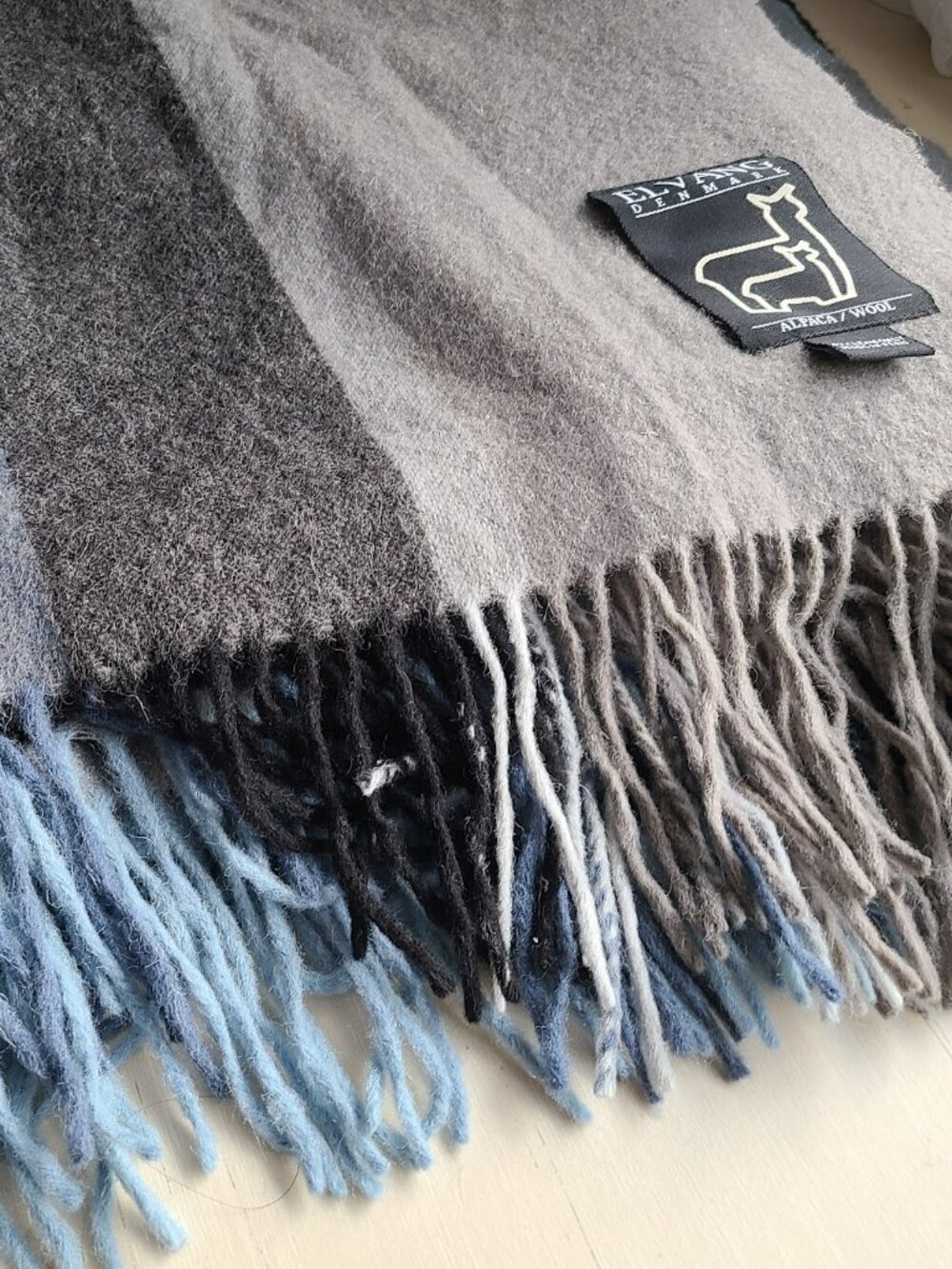Elvang Denmark Alpaca Wool Throw Blanket Gray Blue Plaid 52x71 Made in Peru